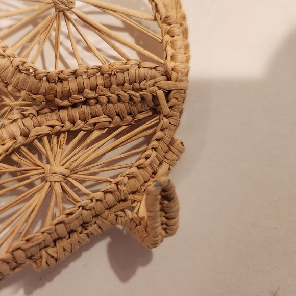 Heart-Shaped Trinket Box - Picture 10 of 13